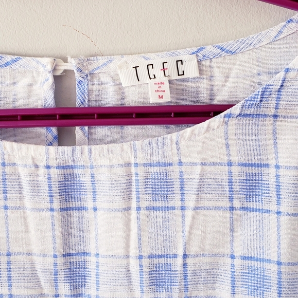 Puffed Sleeve Blouse - Picture 2 of 3